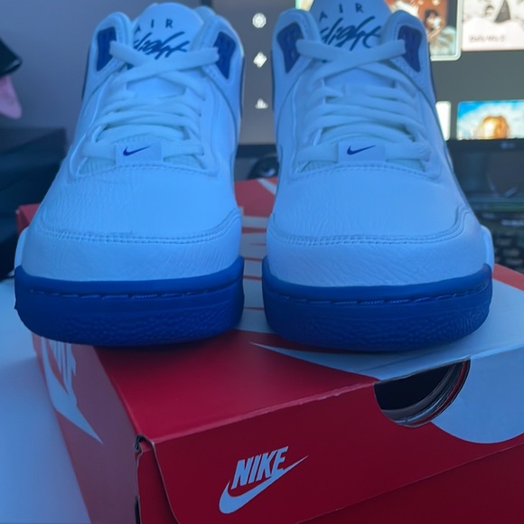 Nike Flight Legacy size 8 - Picture 2 of 5